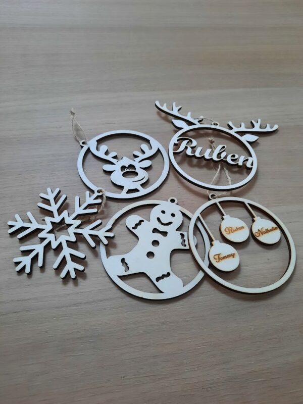 Lasercut Houten kerstbal